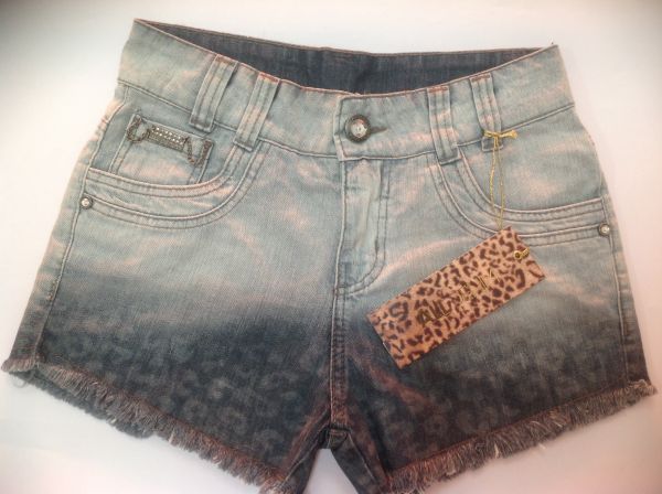 Short jeans feminino